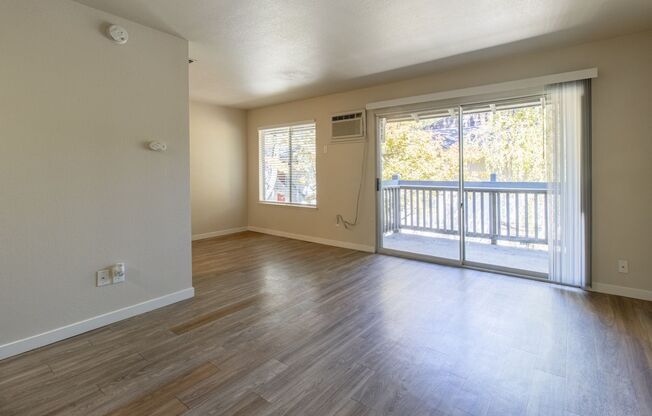 Studio, 1 bath, 360 sqft, $1,425, Unit 65