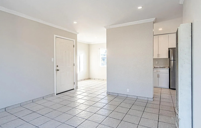 4143 Van Dyke Ave