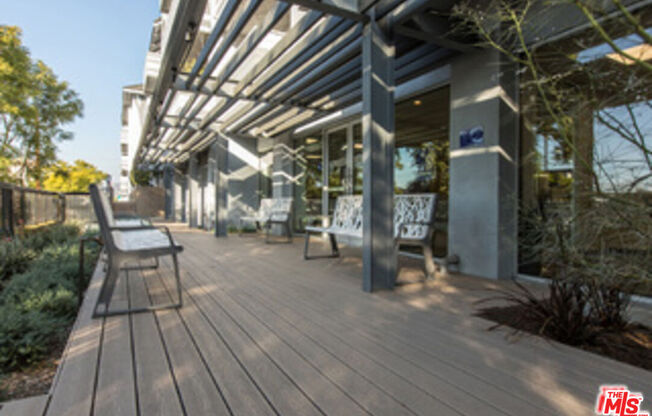 1 bed, 1 bath, 670 sqft, $1,895, Unit 1348