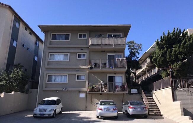 2 beds, 1 bath, $2,295, Unit 3630 04