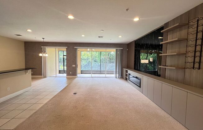 Great townhouse -  available now!