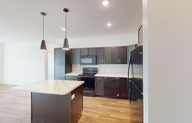 2 beds, 2 baths, 1,151 sqft, $1,505, Unit 7950-2201
