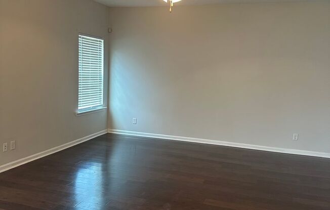 FOR RENT