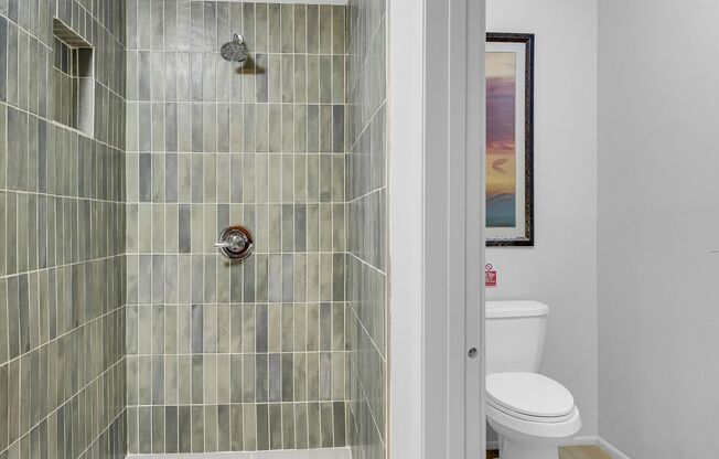 2 beds, 2 baths, 1,308 sqft, $2,125, Unit 34