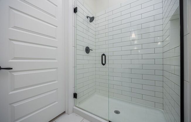 2 beds, 2 baths, 1,017 sqft, $1,880, Unit 526