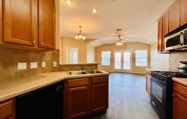 2 beds, 2 baths, $1,595, Unit # 1701