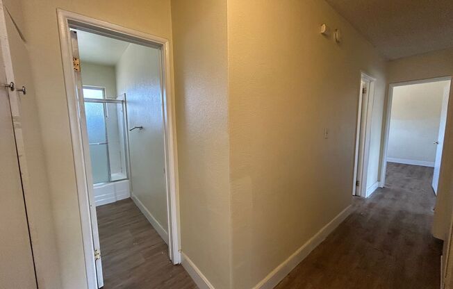 2 beds, 1 bath, 1,000 sqft, $1,699, Unit D