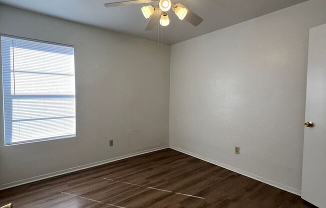 3 beds, 2 baths, 1,231 sqft, $1,515, Unit 1101