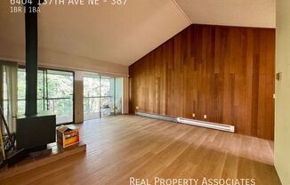 6404 137 AVE NE