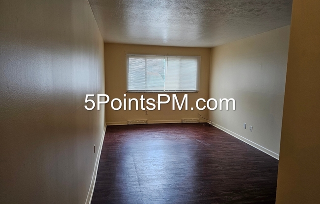 18051 LAKESHORE BLVD