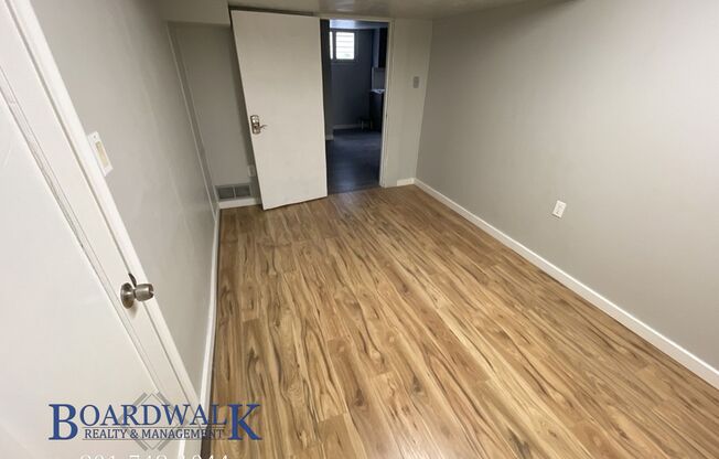 2 beds, 1 bath, 1,400 sqft, $1,600, Unit 1748 S Main St- #2