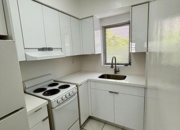 42 MAJORCA AVE