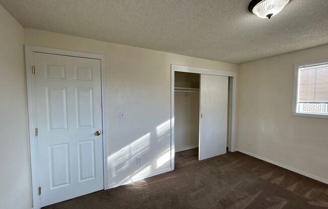 2 beds, 1 bath, $1,650