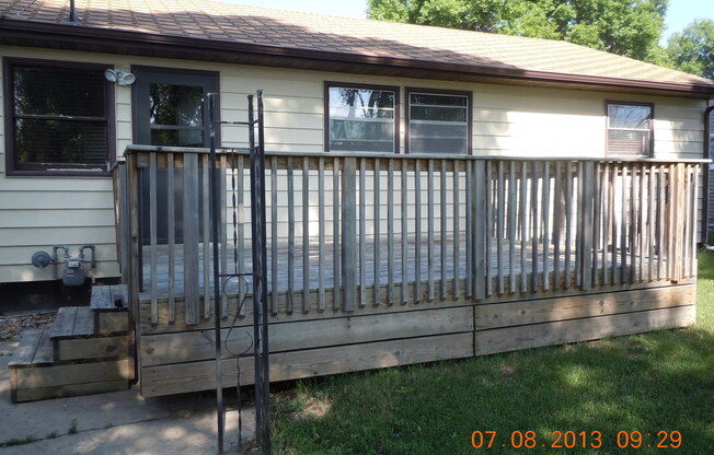 3 beds, 2 baths, $1,495