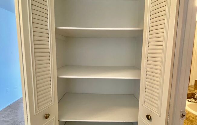 2 beds, 1 bath, 900 sqft, $1,295, Unit 21