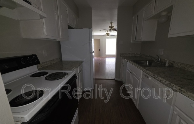 12742 SHANNON HLS DR