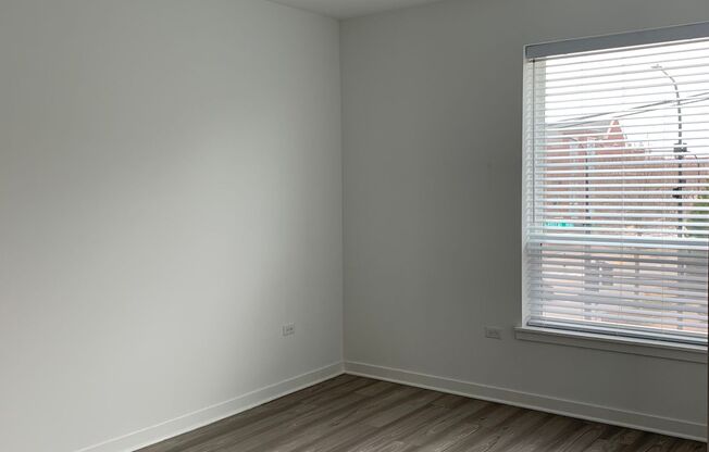 3 beds, 2 baths, 1,353 sqft, $3,665, Unit 402