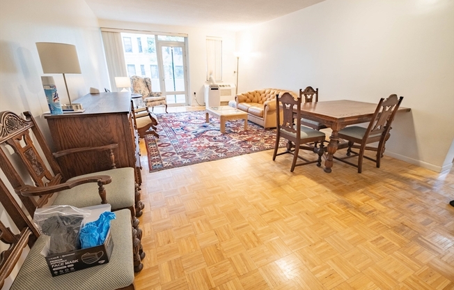 100 Marion St 23