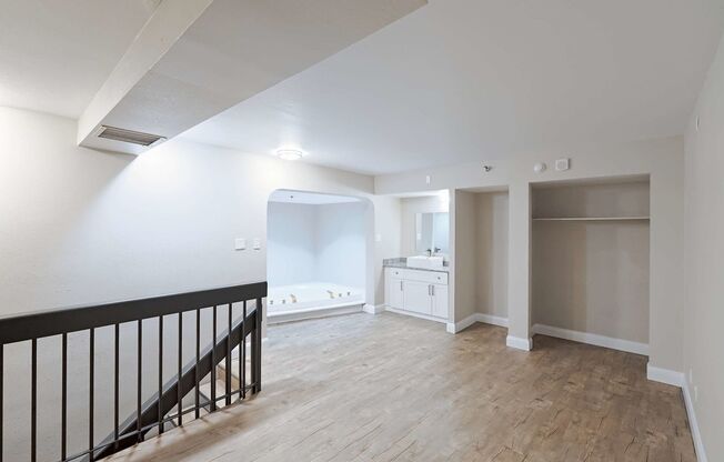 1 bed, 1.5 baths, 578 sqft, $1,450, Unit 1146 (1040)