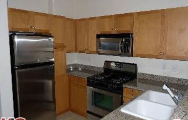 Studio, 1 bath, 519 sqft, $2,150, Unit 146