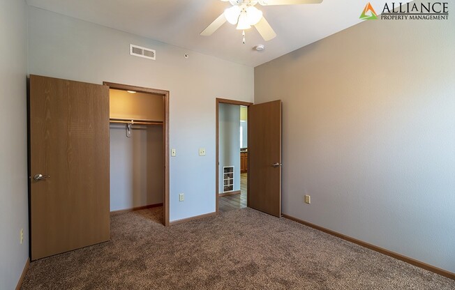 2 beds, 1 bath, 1,090 sqft, $1,080, Unit 304