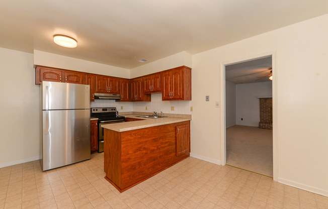 3 beds, 2.5 baths, $2,600