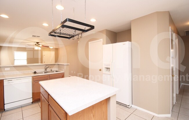 3694 E JASPER DR