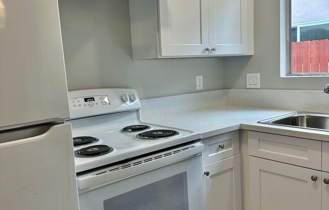 1 bed, 1 bath, $2,395, Unit 4