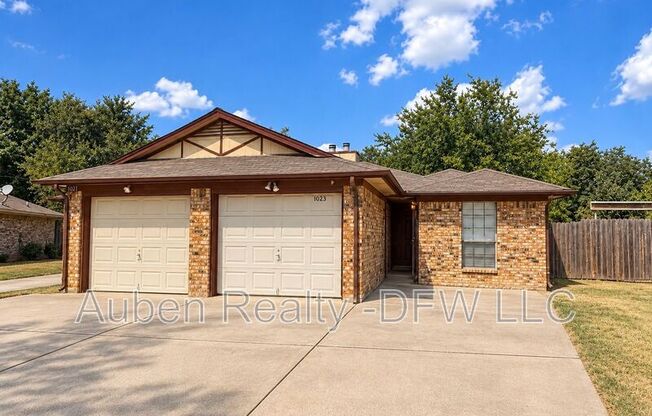 1023 VERA CT