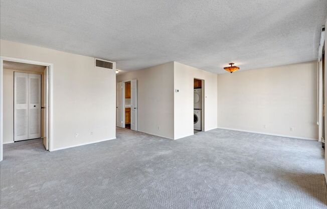 1 bed, 1.5 baths, 811 sqft, $1,950, Unit 1