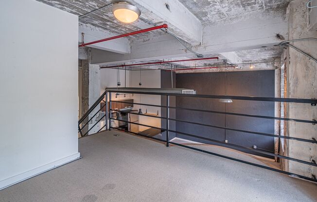 1 bed, 1 bath, $2,200, Unit #16