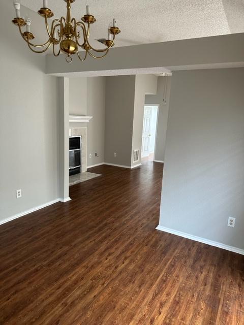 3101 SARAH DR