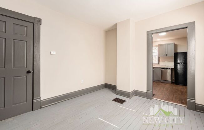 2 beds, 1 bath, $1,289