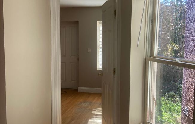 1 bed, 1 bath, 476 sqft, $900, Unit Apt. C (Top Left)