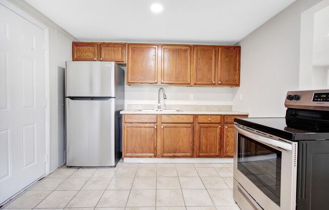 2 beds, 1 bath, 780 sqft, $1,499, Unit Bal1211.5