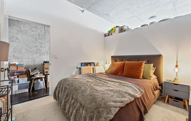 1 bed, 1 bath, $2,200, Unit #3506