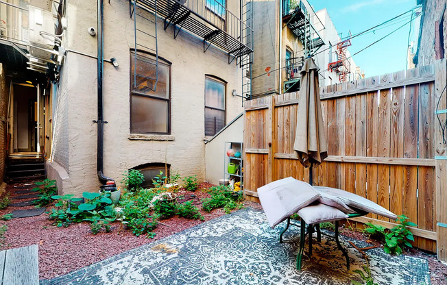 71 STUYVESANT AVE