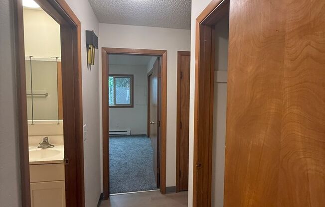 #426-IRVINGTON PLAZA