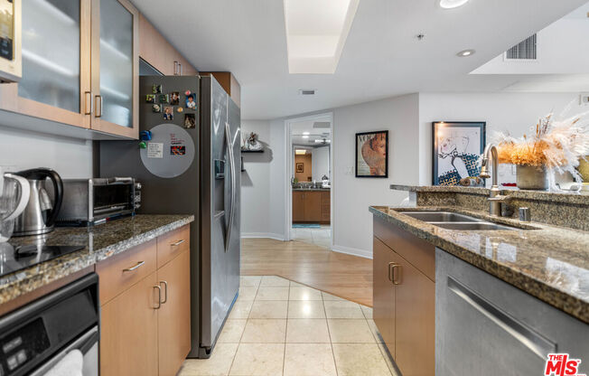 1 bed, 1 bath, 859 sqft, $4,250, Unit 621