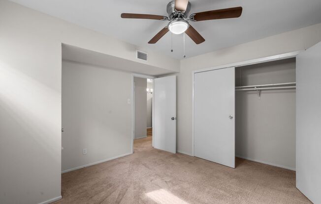1 bed, 1 bath, 648 sqft, $1,075, Unit #4