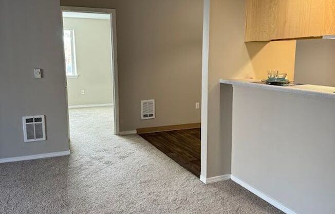 Life Just Got Better Come See For Yourself At Powell Court Apartments!!
