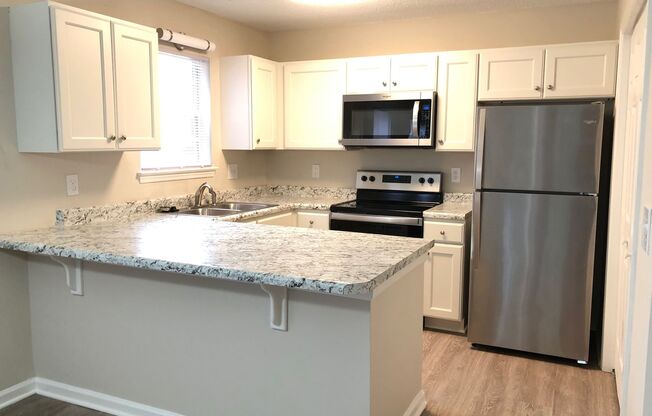 2 beds, 2 baths, 1,270 sqft, $1,600, Unit 2730-4 Pearl Remodel