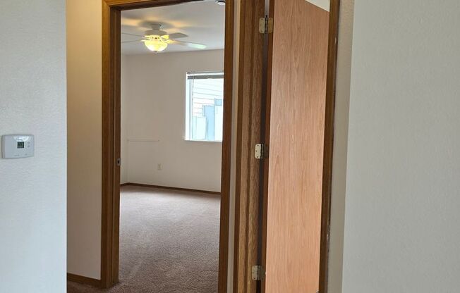 2 beds, 1 bath, 850 sqft, $1,259, Unit PL   7507