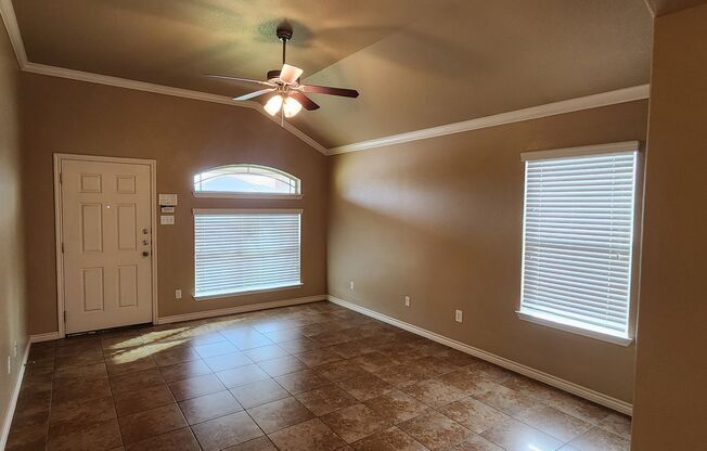 Beautiful 3 Bed, 2 Bath Duplex in Clear Creek Area – Killeen, TX Vieable NLT 6/26/25