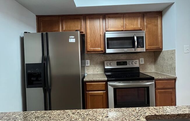 2 beds, 2 baths, $2,450