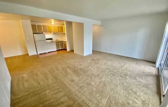 2 beds, 1 bath, 1,000 sqft, $1,245, Unit #25