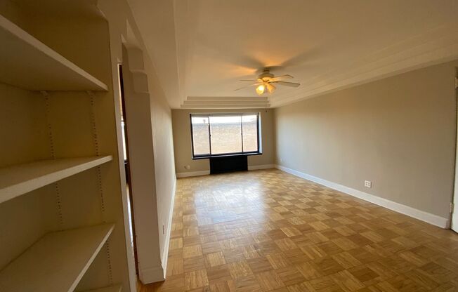 1 bed, 1 bath, $1,095, Unit 503