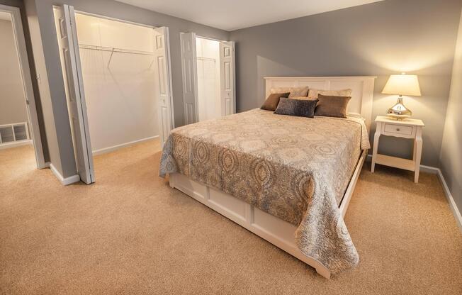 STUDIO, ONE AND TWO BEDROOM APARTMENTS FOR RENT