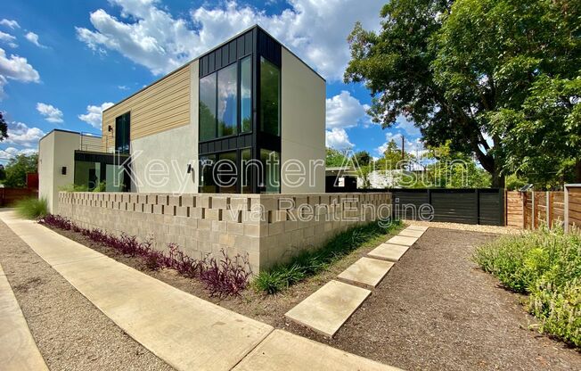 1905 Riverview St.
