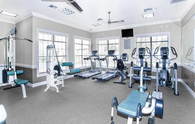 Gym - Estancia Apartments For Rent Tulsa OK - 1, 2 , and 3 Bedroom Units Available